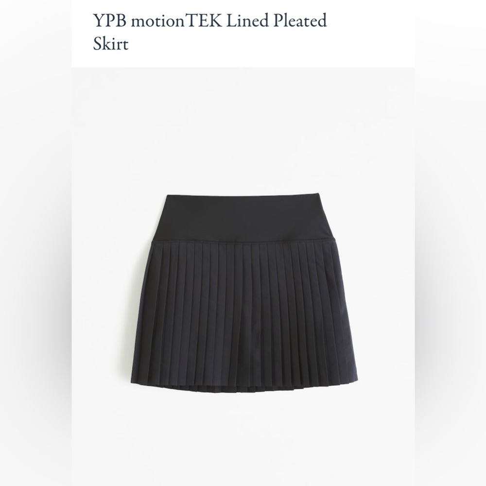 Tennis skirt with built-in shorts